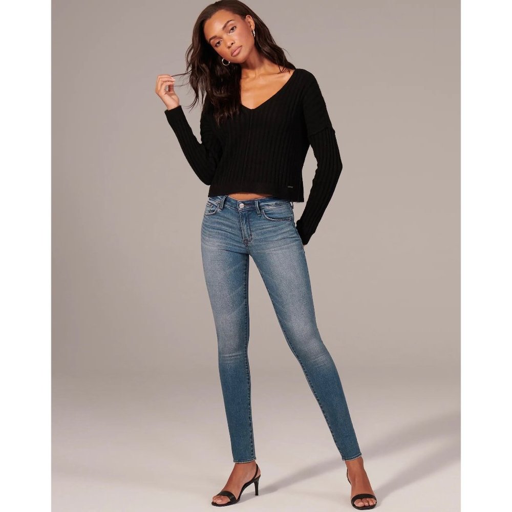 Abercrombie and Fitch Super Skinny Jeans 0 / 25